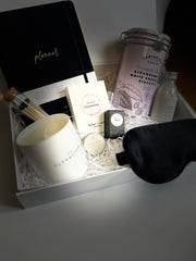 THE RESTORE & RENEW DELUXE BOX